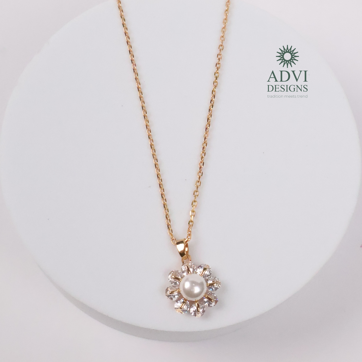 Elegant Pearl Flower Pendant Necklace with Sparkling AD Stones