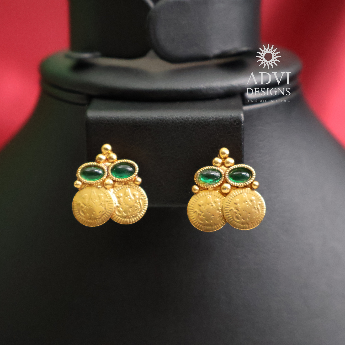 Layered Coin Necklace Set with Green Stone Detailing