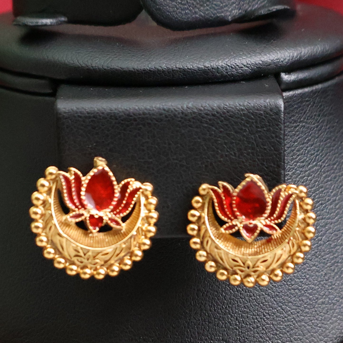 Ruby Lotus Temple Choker Set with Earrings