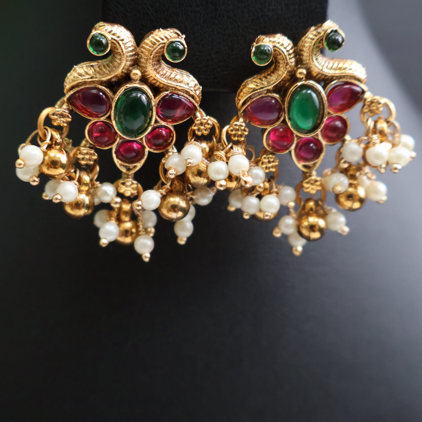 Multicolor Paisley Antique Gold Necklace Set with Pearl Drops