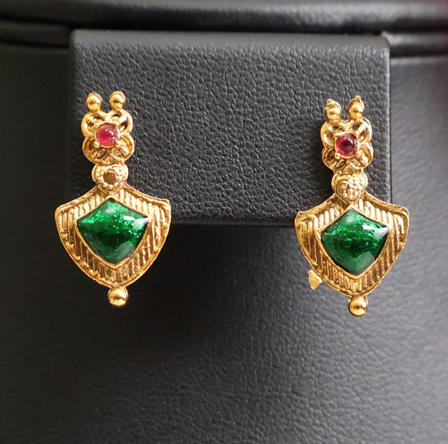 Emerald Ruby Antique Gold Statement Choker Necklace Set