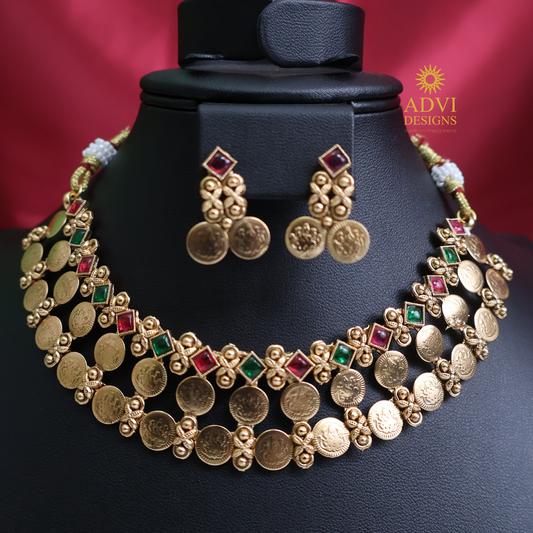 Traditional Coin Design Necklace Set