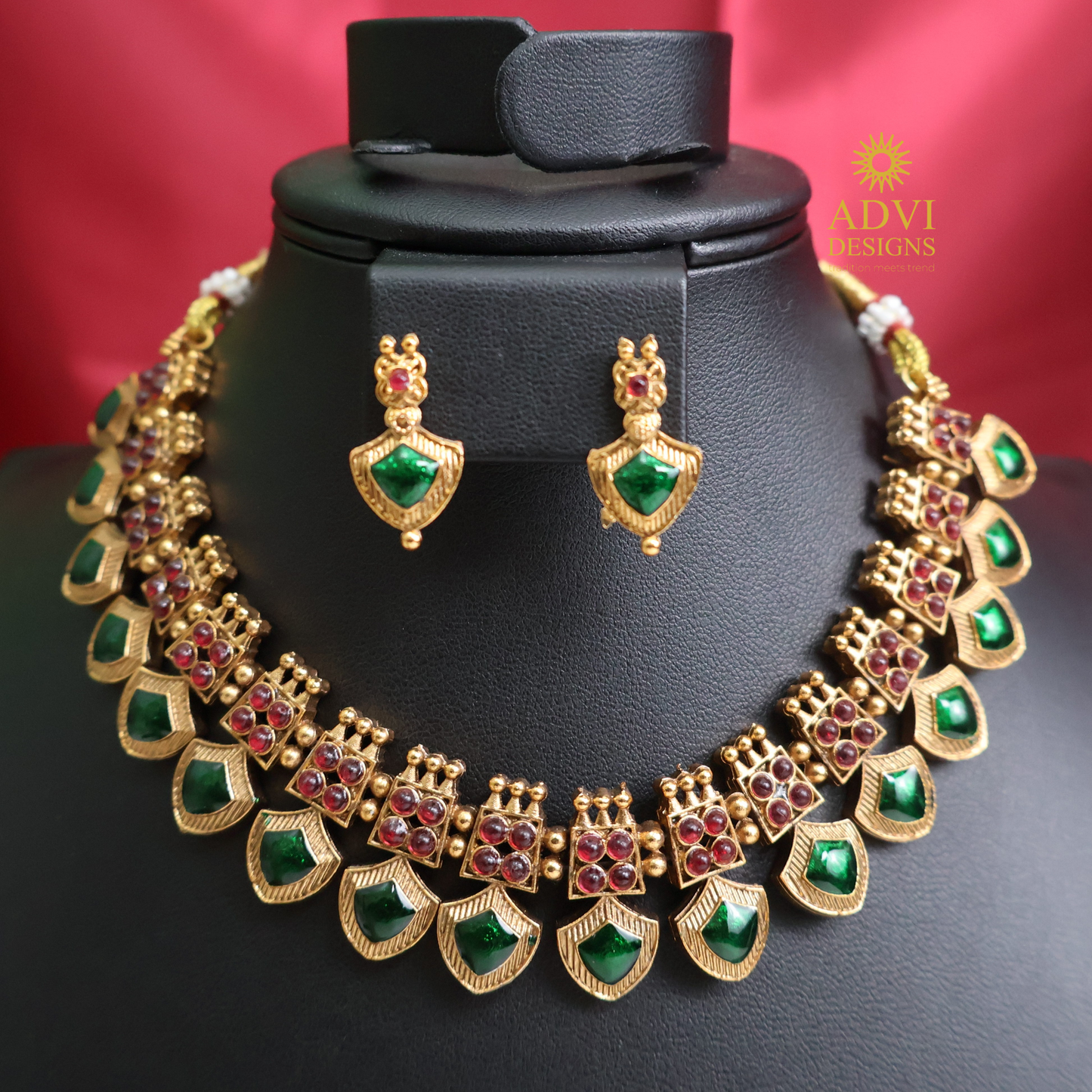 Emerald Ruby Antique Gold Statement Choker Necklace Set