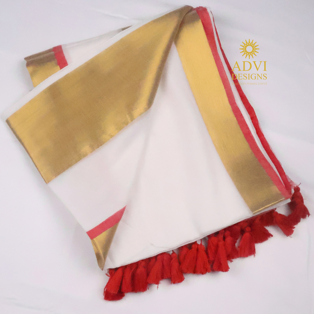 Elegant White Mul Cotton Saree with Golden Zari Border