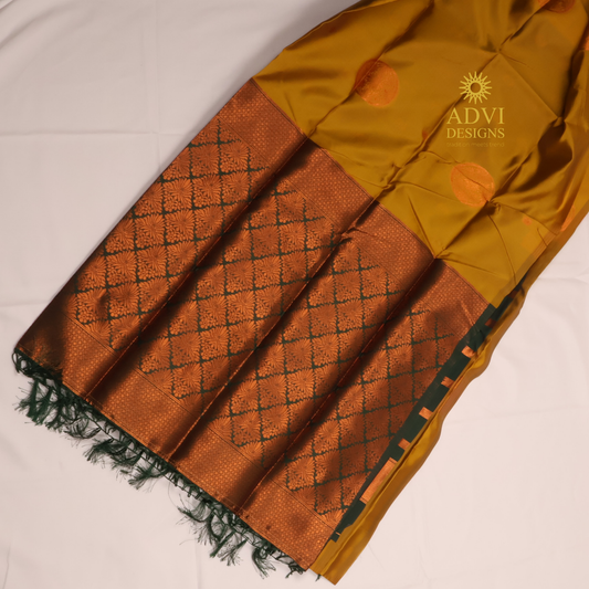Mustard Yellow Saree with Bottle Green Contrast Pallu