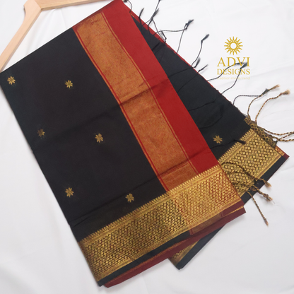 Maheshwari Silk Cotton Saree in Classic Black with Maroon Contrast Pallu & Maroon Blouse | Gold Woven Motifs