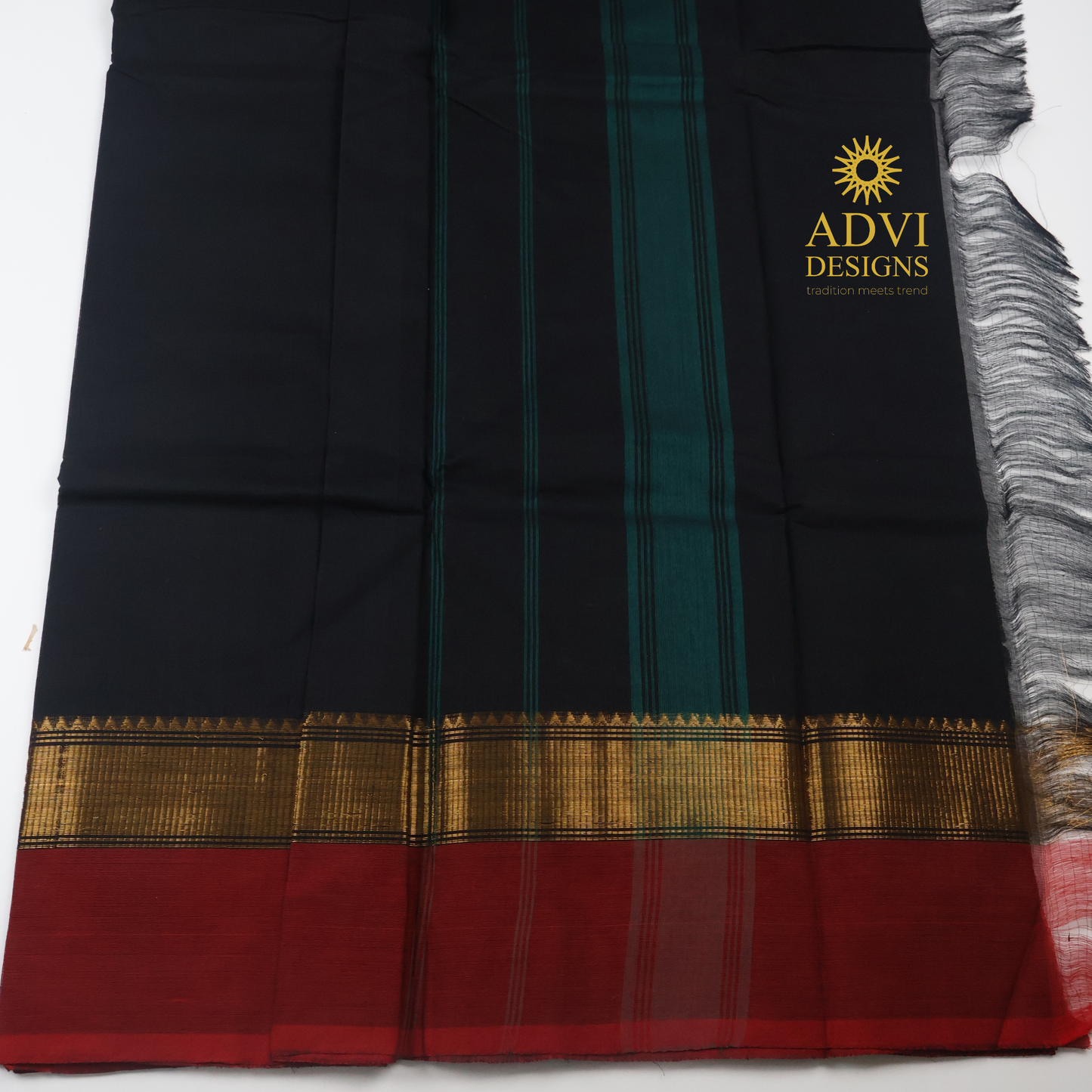 Black & Maroon Kanchi Cotton Saree with Traditional Zari Border & Contrast Pallu