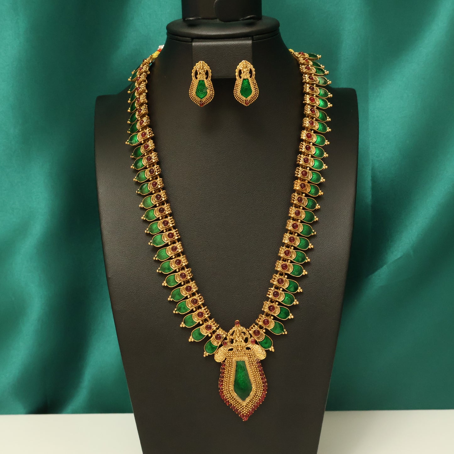 Antique Green Kemp Stone Lakshmi Haram Set with Statement Pendant